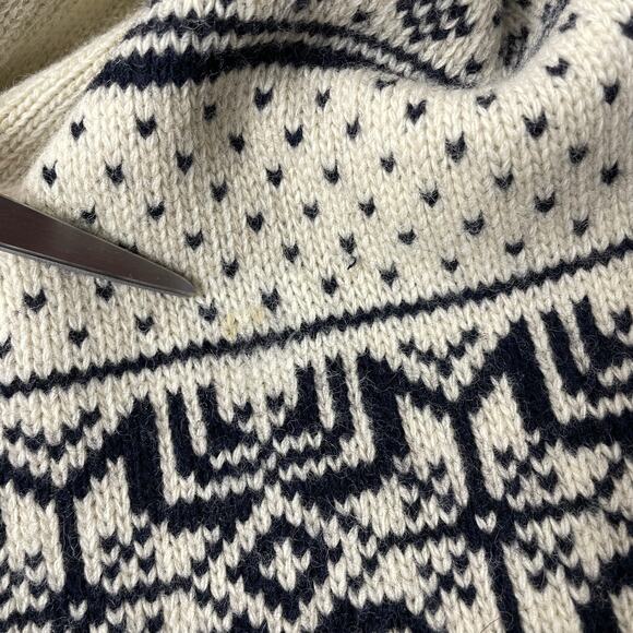 Triple 5 Soul Fairisle Wool Scarf Cream Snowflake Knit Outdoors Fleece * - Picture 3 of 10